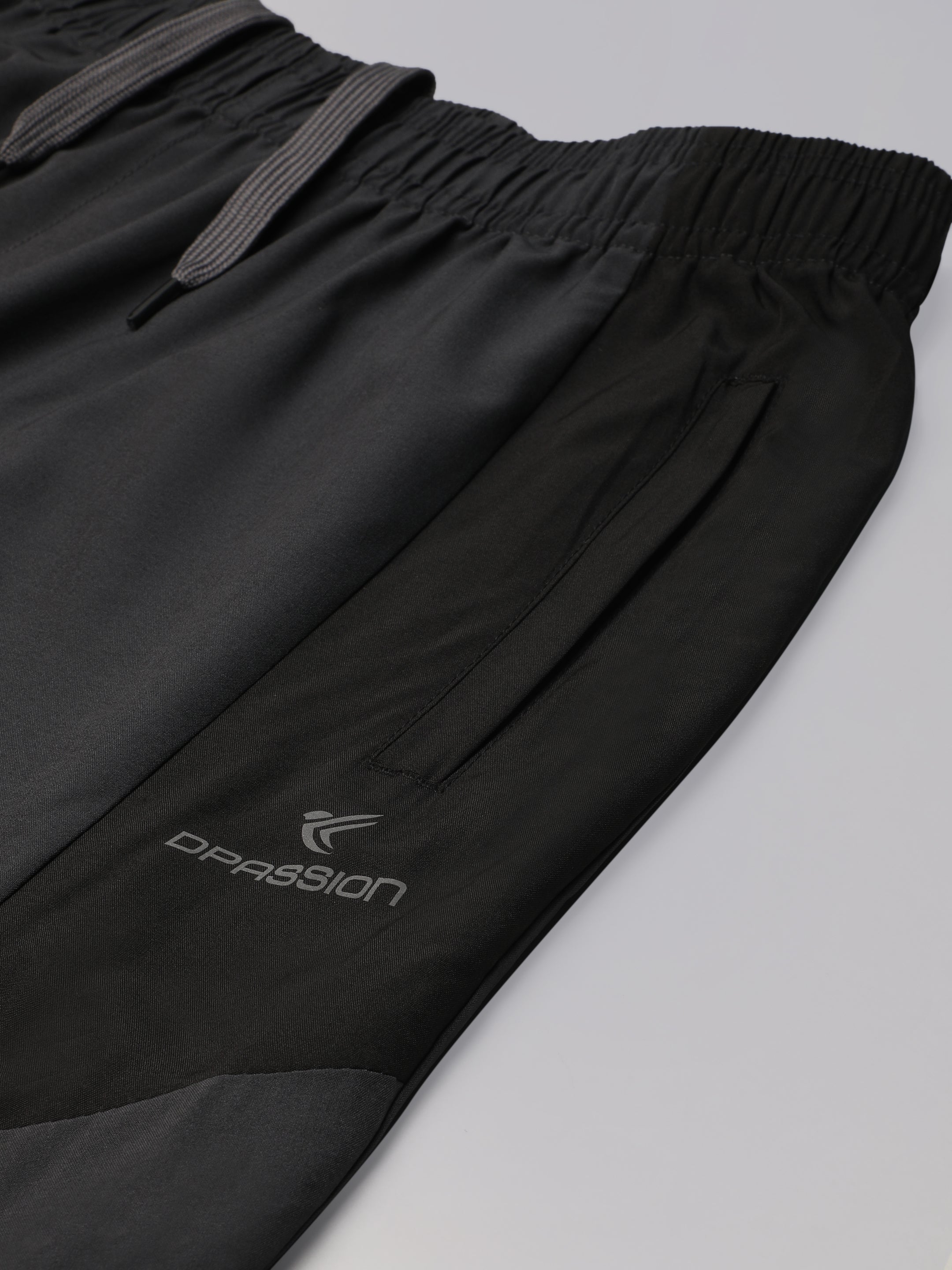 Men's Athletic Tracksuit with Breathable Mesh Lining for Optimal Performance - DPASSION.COM