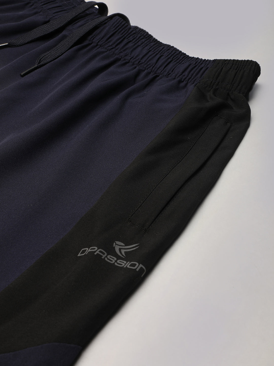 Men's Athletic Tracksuit with Breathable Mesh Lining for Comfort and Performance - DPASSION.COM