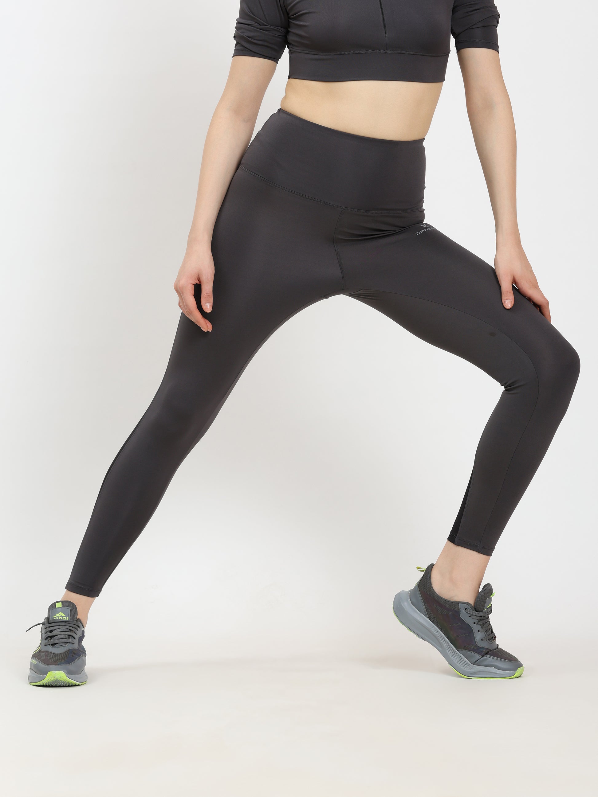 Womens 250 GSM Tights Wholesale India | 4 Way Lycra - DPASSION.COM
