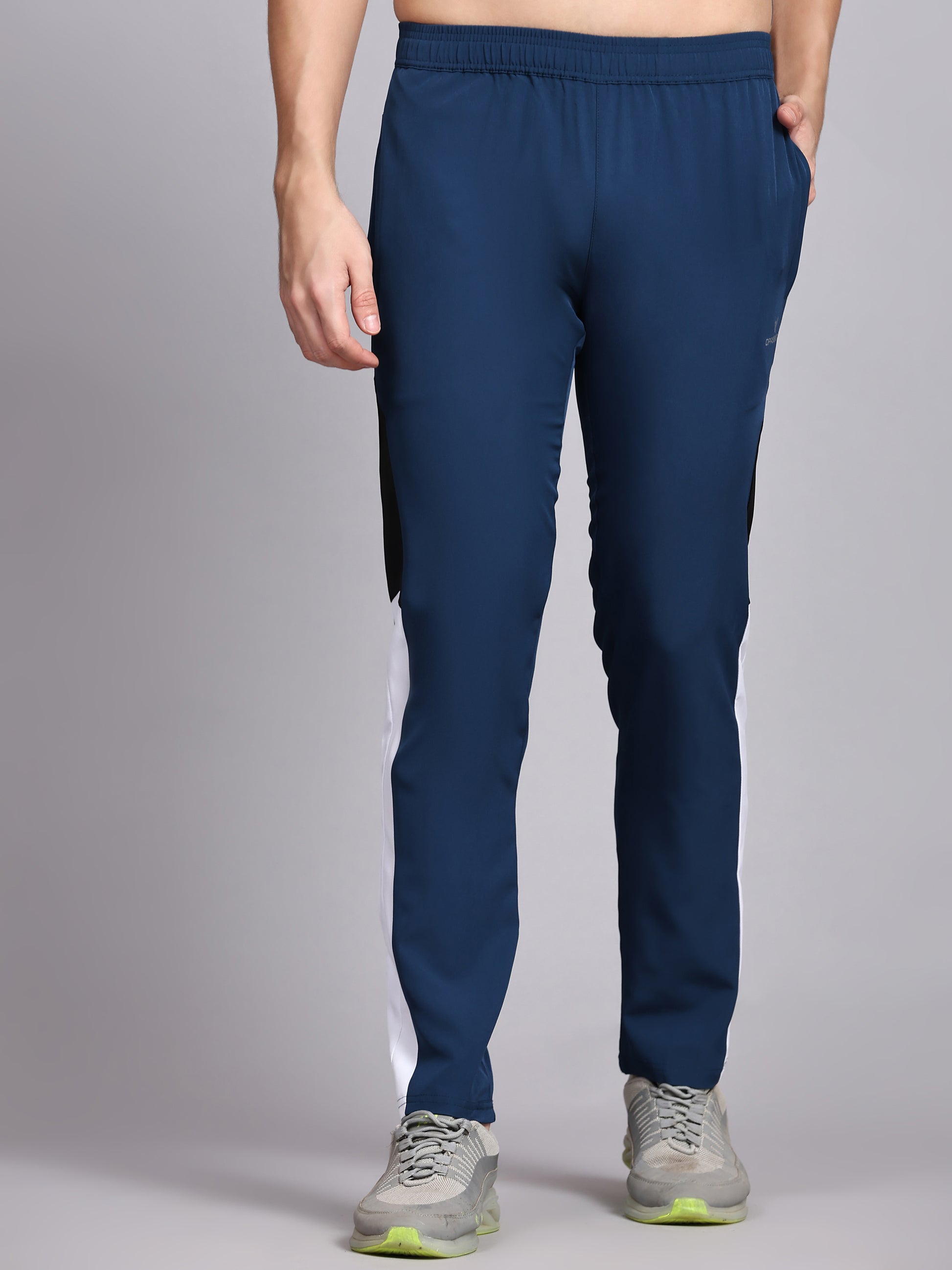 Men's Athletic Tracksuit with Breathable Mesh Lining for Optimal Comfort - DPASSION.COM