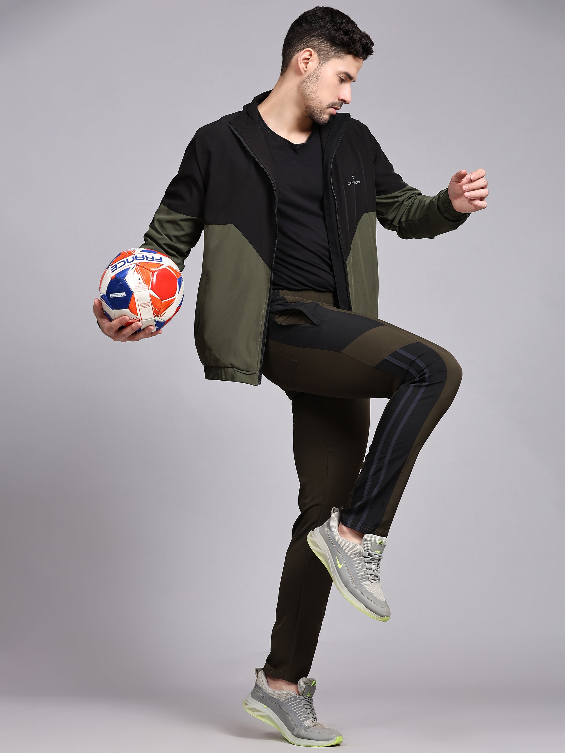 Men's Athletic Tracksuit with Breathable Mesh Lining for Optimal Performance - DPASSION.COM