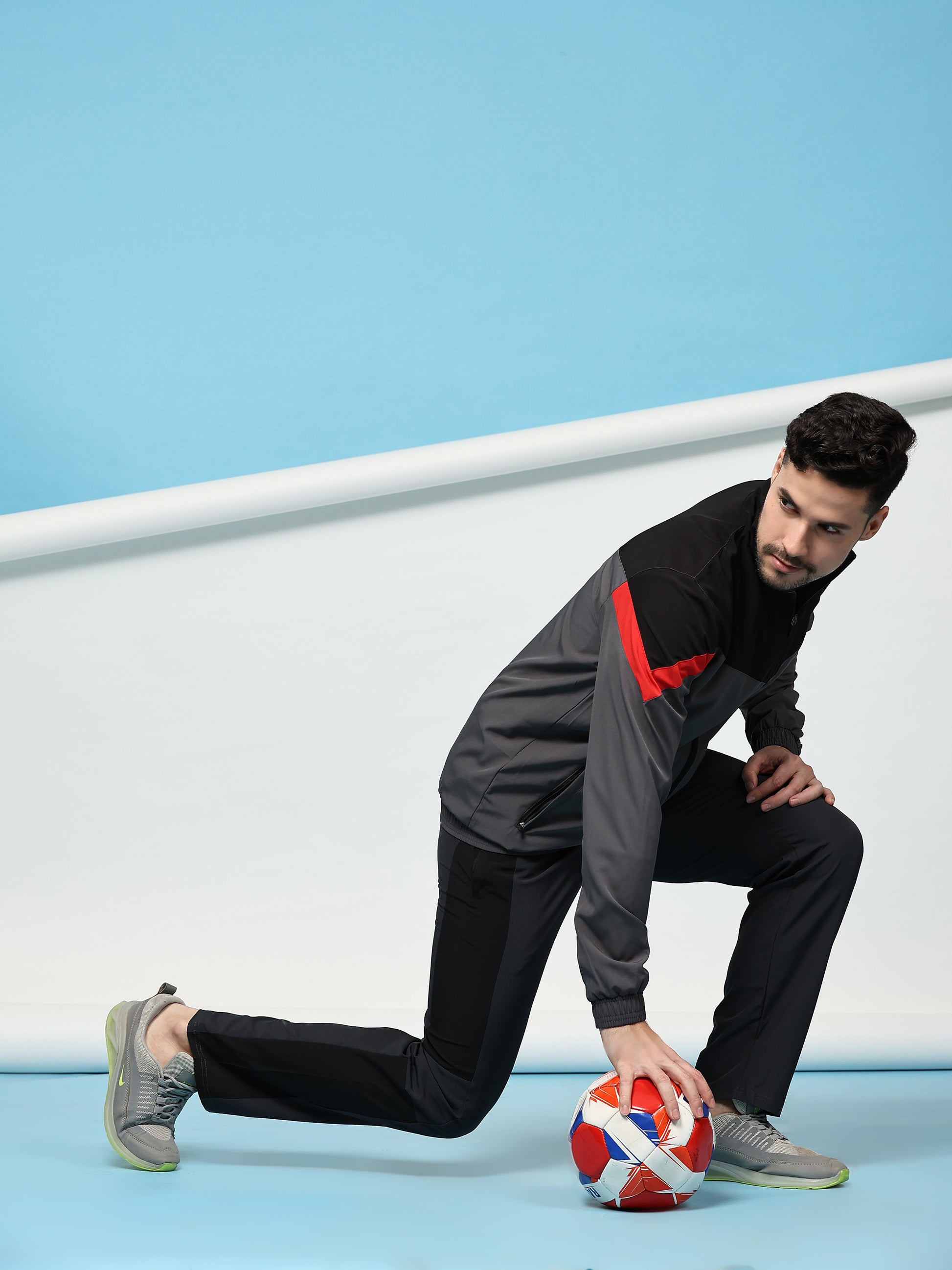 Men's Athletic Tracksuit with Breathable Mesh Lining for Comfort and Performance - DPASSION.COM