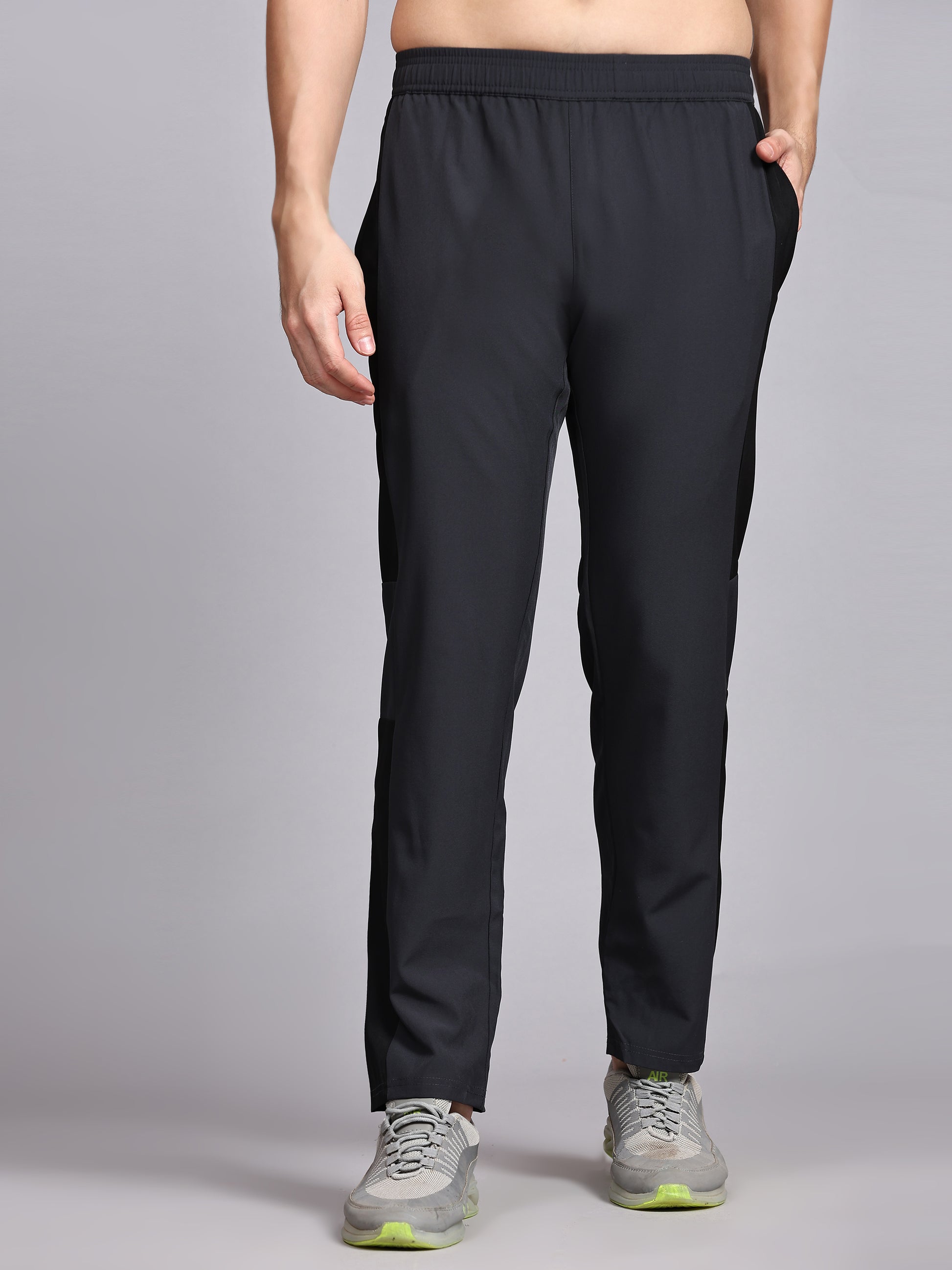 Men's Athletic Tracksuit with Breathable Mesh Lining for Comfort and Performance - DPASSION.COM