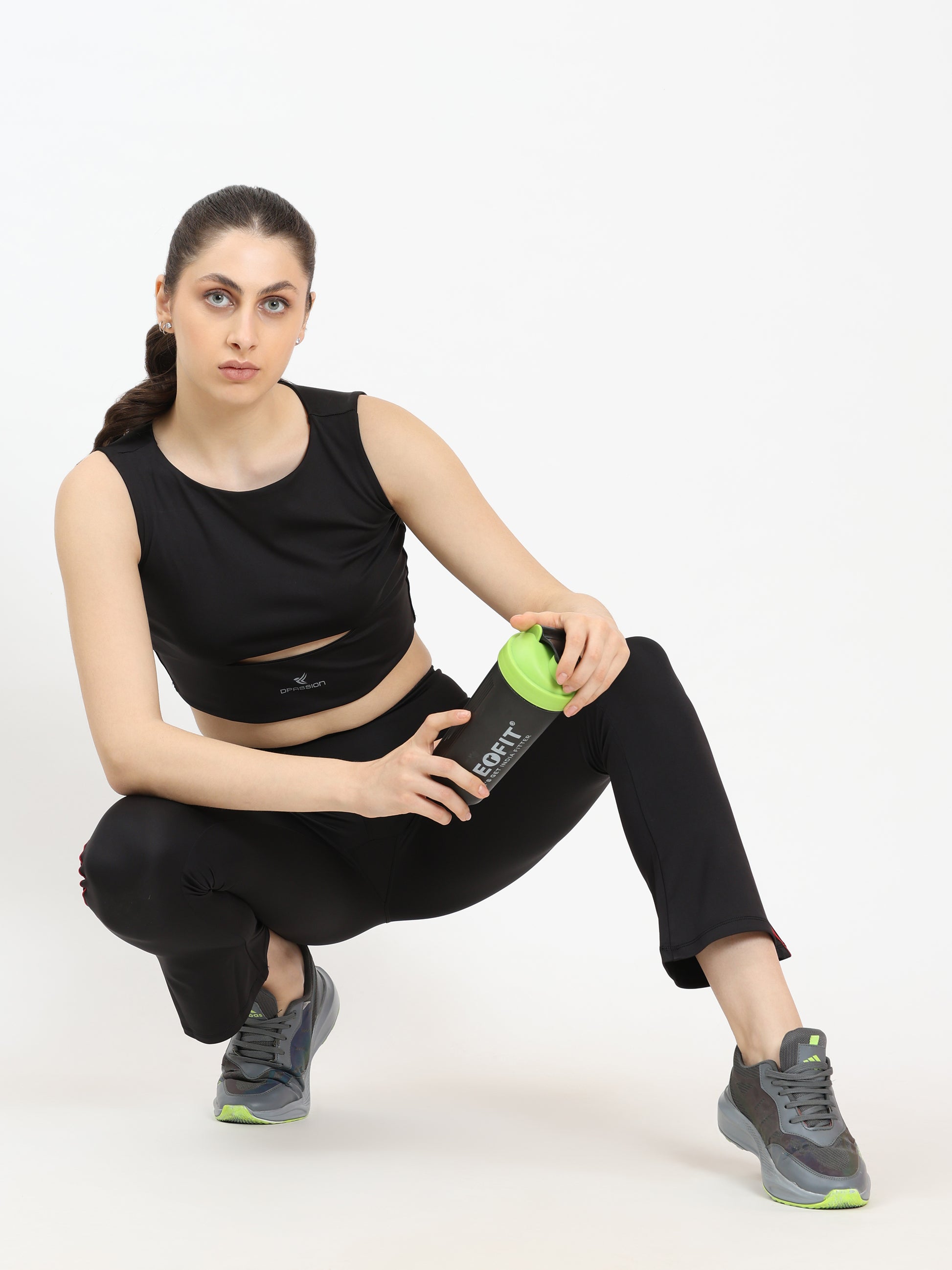 Women's Apex High-Support Sports Bra for Maximum Comfort and Performance - Bulk Options Available - DPASSION.COM