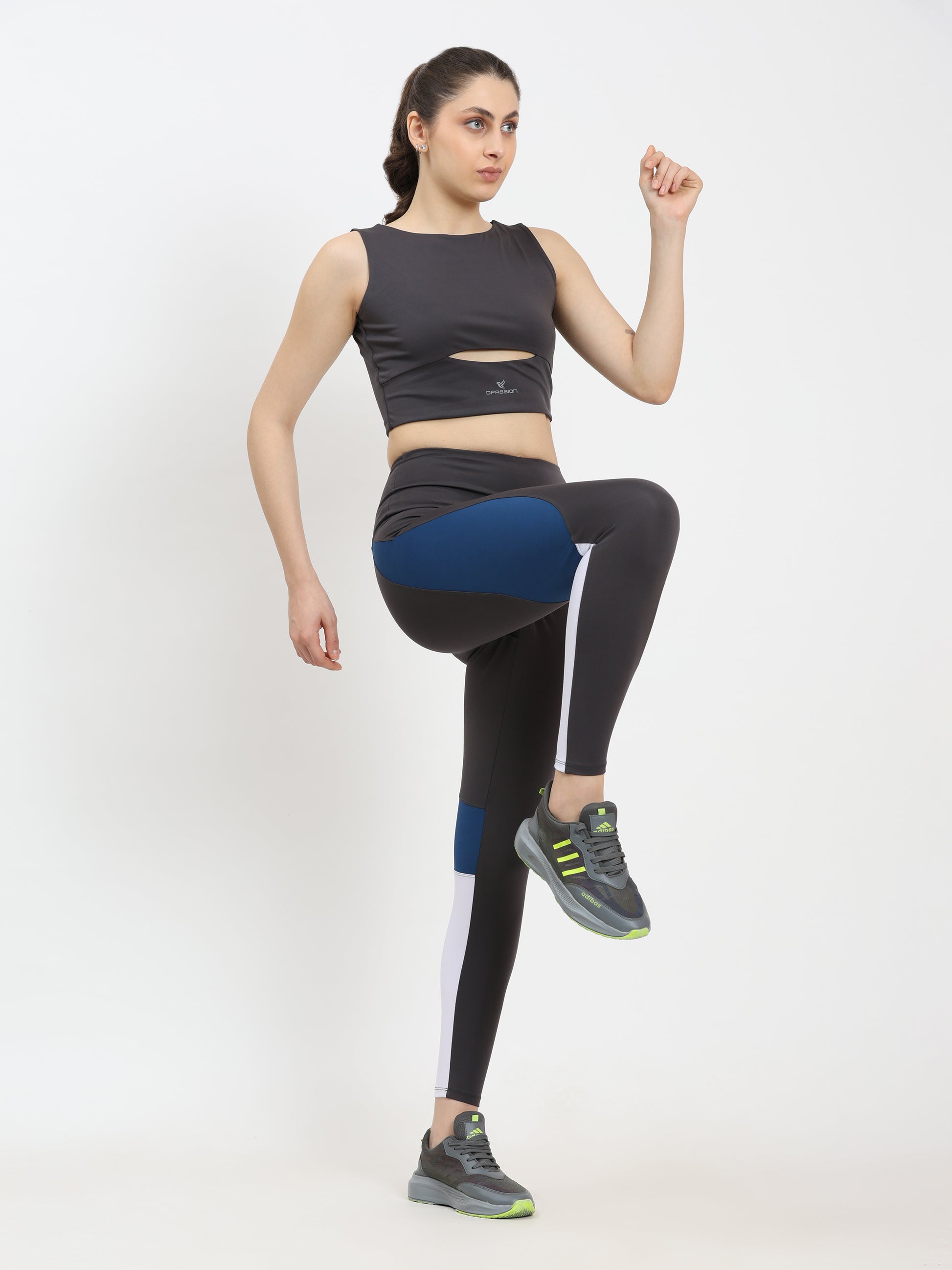 Women's Apex High-Support Sports Bra for Maximum Comfort and Performance - Bulk Options Available - DPASSION.COM