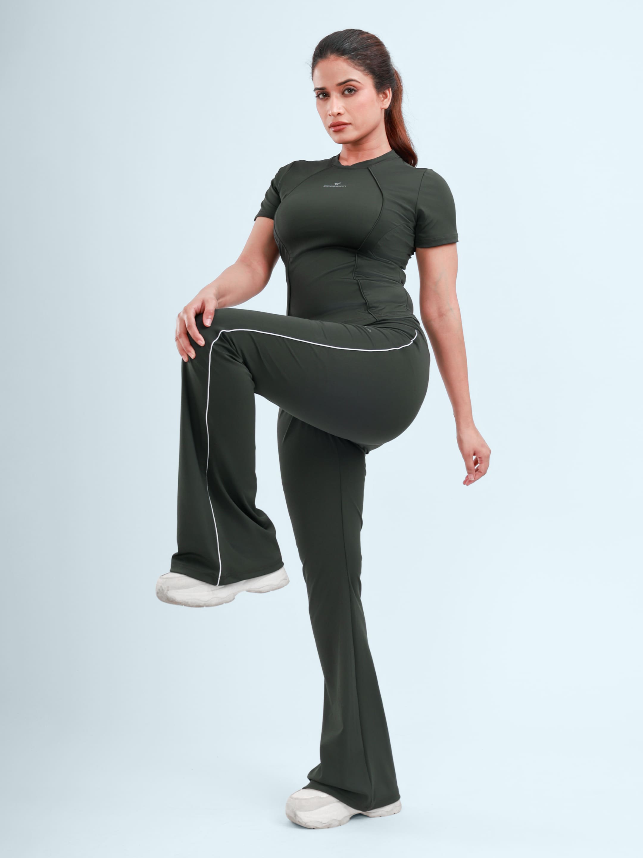 250 GSM Gym Tights Wholesale India | 4 Way Lycra - DPASSION.COM