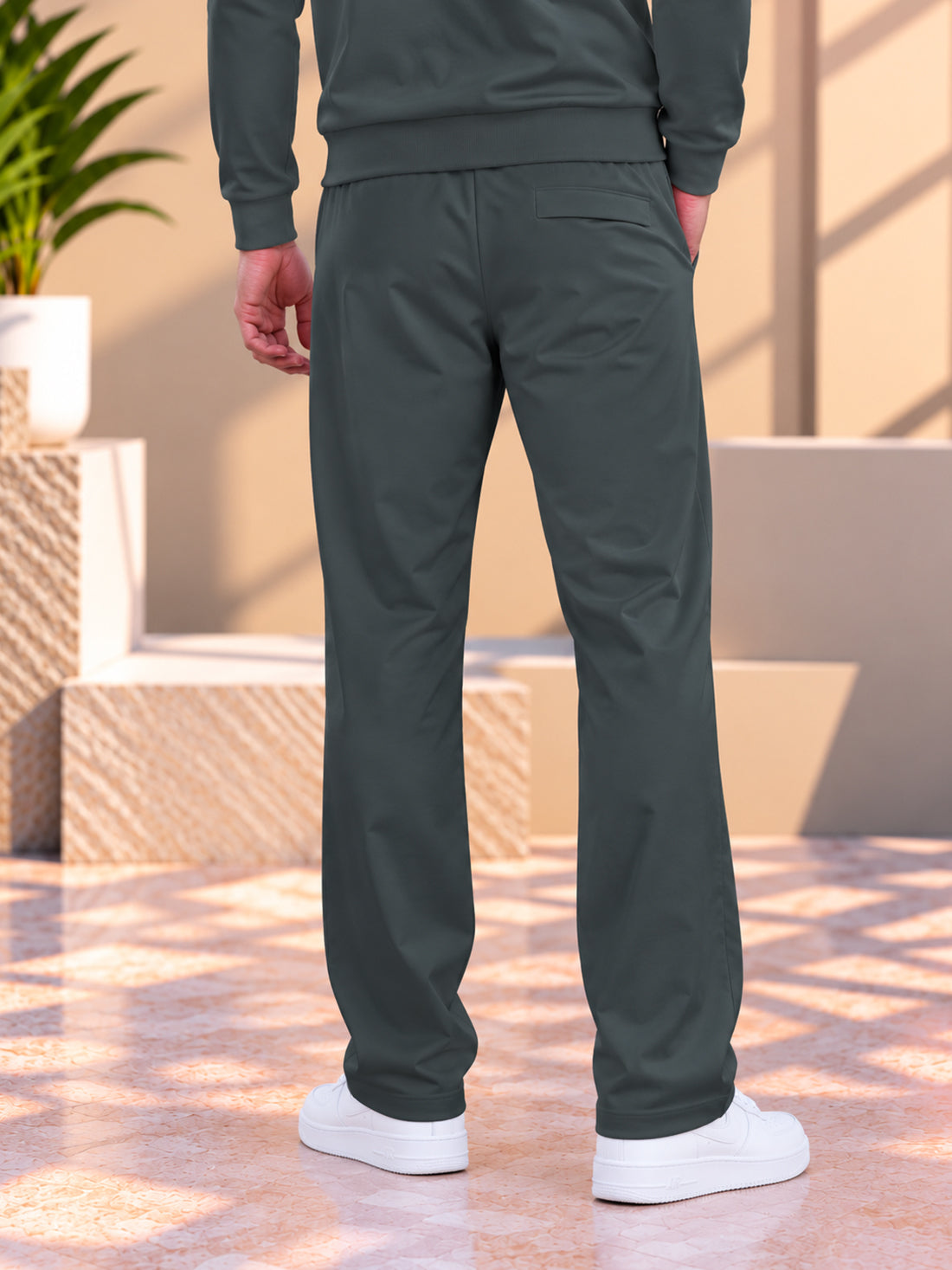 Men’s Athletic Tracksuit Wholesale | Sportswear Manufacturer