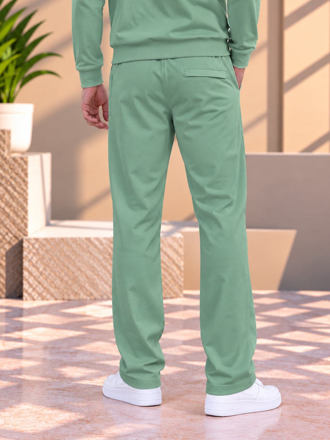 Men’s Athletic Tracksuit Wholesale | Sportswear Manufacturer