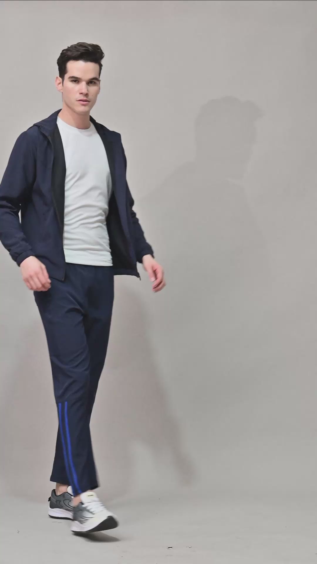 Mens Athletic Tracksuit Set – Sports Jacket & Cargo Pants Wholesale